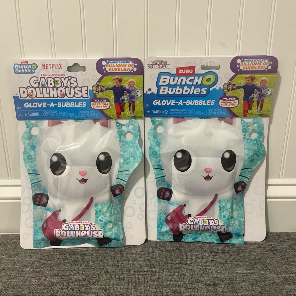 Zuru Bunch O Bubbles Gabby's Dollhouse Glove-A-Bubbles, Lot Of 2 NEW